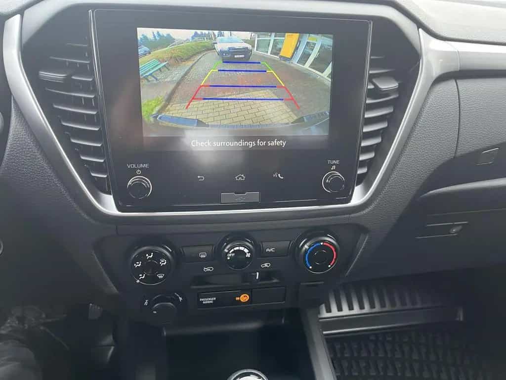 Isuzu Space Cab 4WD LS Automatik null-photo-9