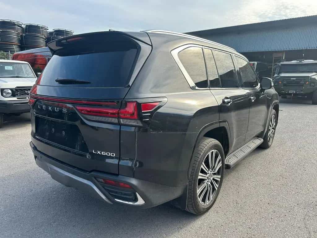 Lexus LX 600 NEW 2026 LX600 Luxury INKAS ARMORED BR6 PANZER null-photo-4