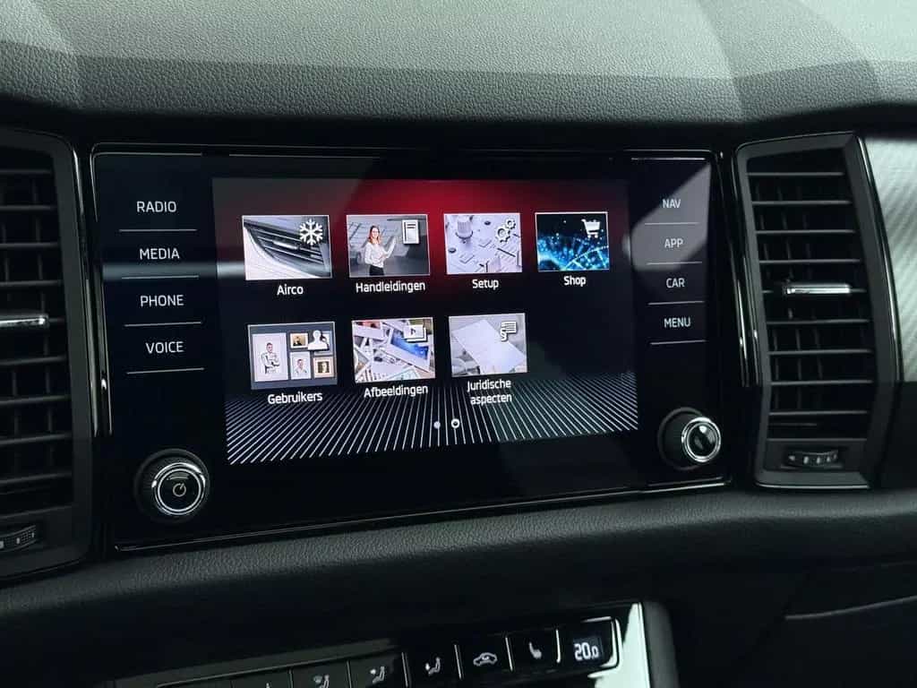 Skoda Kodiaq 1.5 TSI Sportline Business Panorama Dak | 06/2021-photo-29