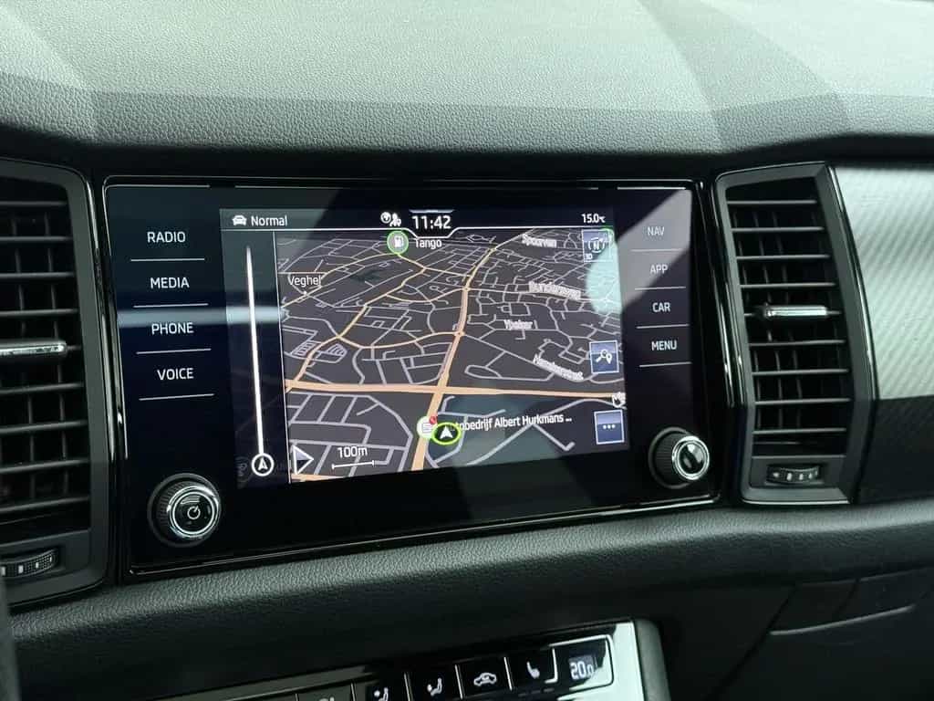 Skoda Kodiaq 1.5 TSI Sportline Business Panorama Dak | 06/2021-photo-31