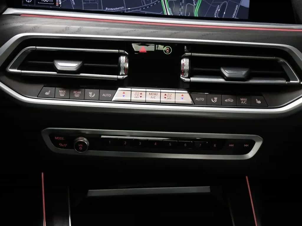 BMW X7 xDrive40d Parking Assistant Plus, Driving Ass 06/2022-photo-13