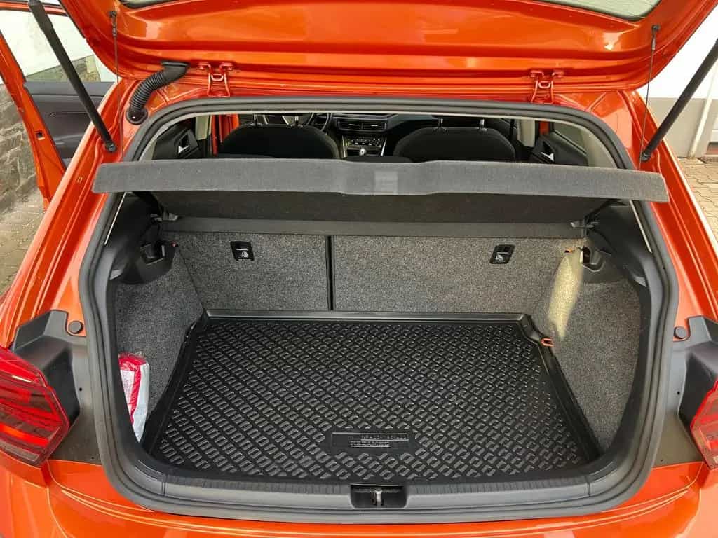 Volkswagen Polo TSI DSG Highline *Standheizung* 10/2018-photo-12