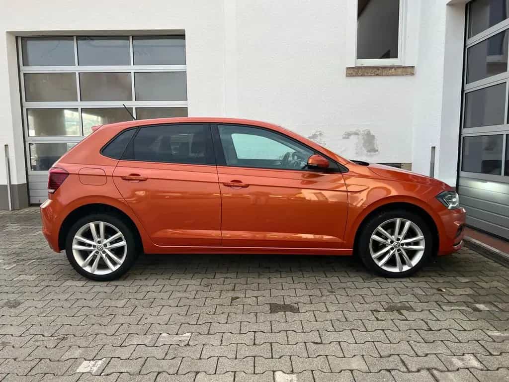 Volkswagen Polo TSI DSG Highline *Standheizung* 10/2018-photo-2