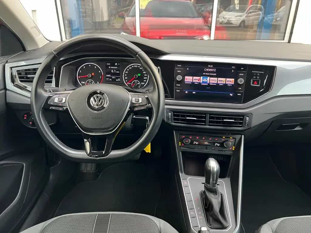 Volkswagen Polo TSI DSG Highline *Standheizung* 10/2018-photo-9