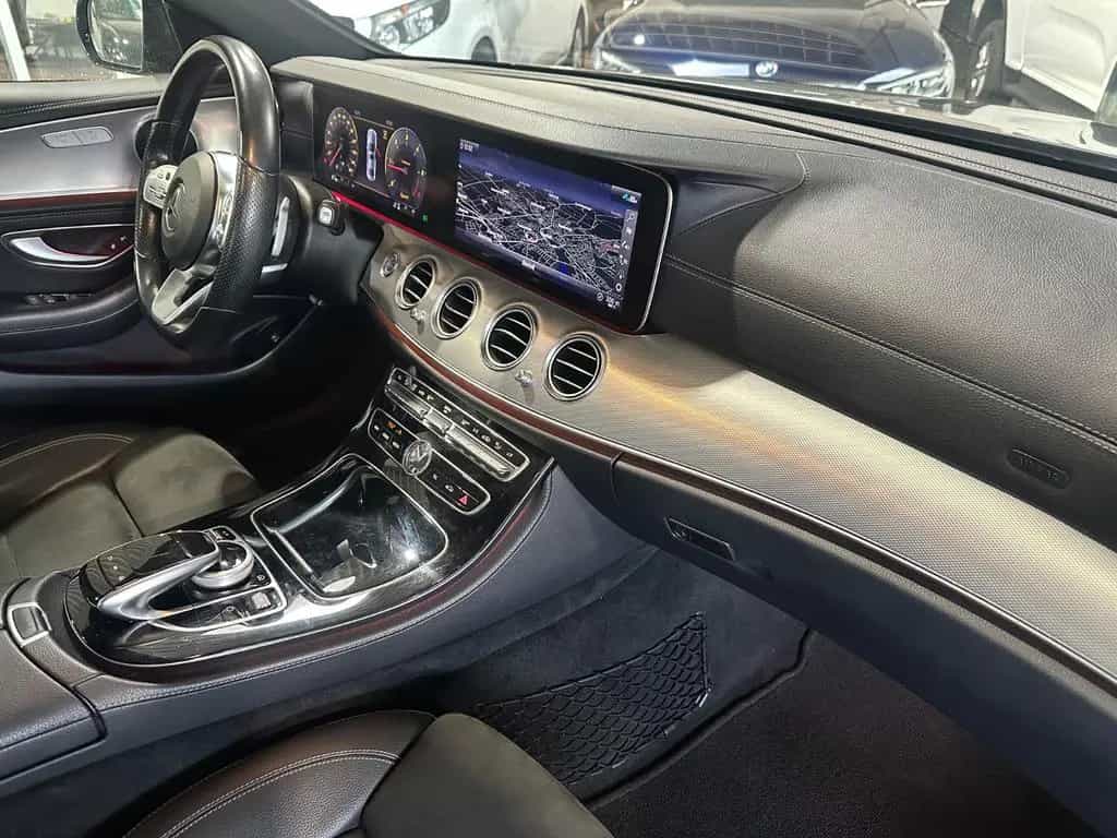 Mercedes-Benz E-Class 300 d Limousine AMG Line|360°|Pano|Multibeam 11/2018-photo-16
