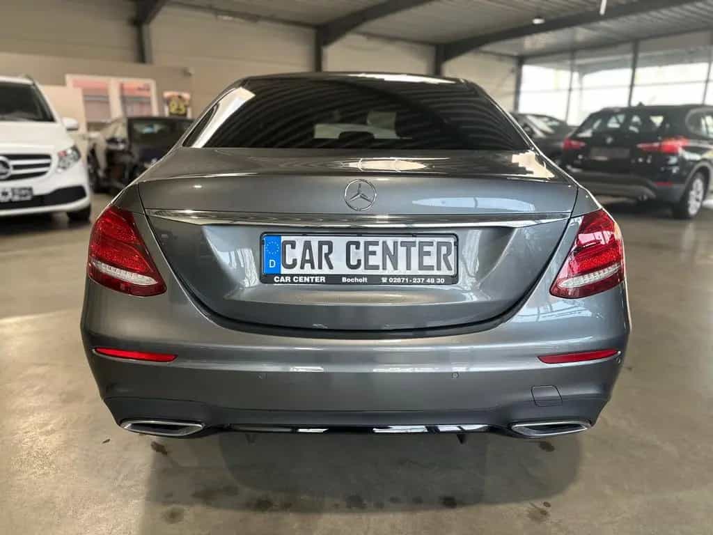 Mercedes-Benz E-Class 300 d Limousine AMG Line|360°|Pano|Multibeam 11/2018-photo-5