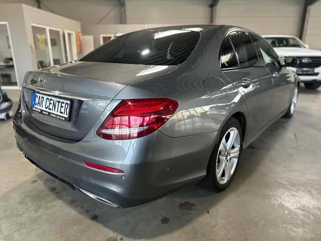 Mercedes-Benz E-Class 300 d Limousine AMG Line|360°|Pano|Multibeam 11/2018-photo-6