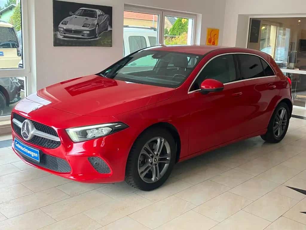 Mercedes-Benz A-Class 220 7G-DCT MBUX Urban Progressive 10/2018-photo-3