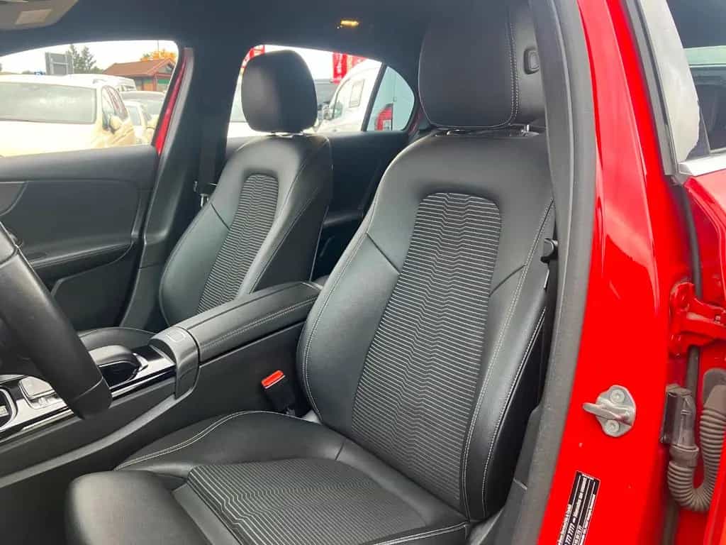 Mercedes-Benz A-Class 220 7G-DCT MBUX Urban Progressive 10/2018-photo-7