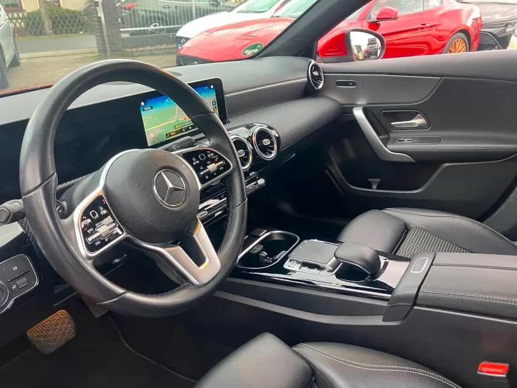 Mercedes-Benz A-Class 220 7G-DCT MBUX Urban Progressive 10/2018-photo-8