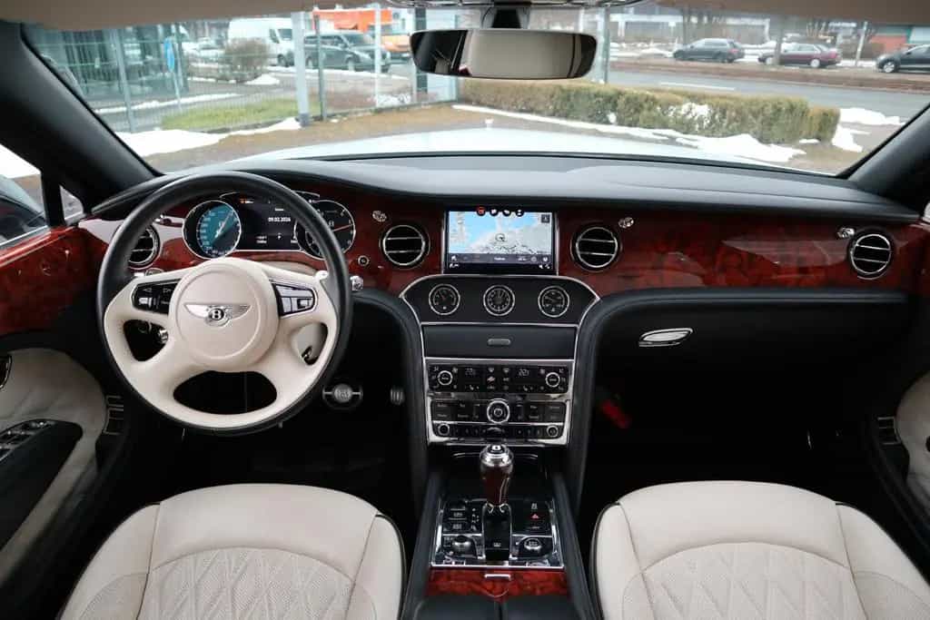 Bentley Mulsanne *Duo Tone*Glasdach*Diamond Quilting* 07/2017-photo-21