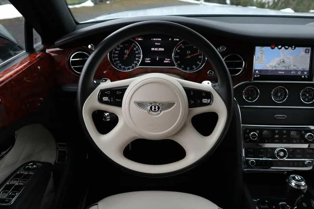 Bentley Mulsanne *Duo Tone*Glasdach*Diamond Quilting* 07/2017-photo-24