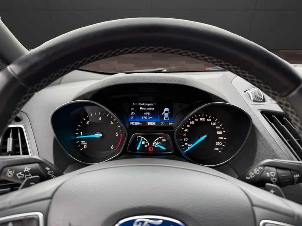 Ford Kuga 2.0TDCi ST-Line/2. Hd/HUneu/4WD/XEN/NAV/AT 09/2017-photo-16