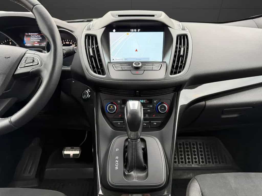 Ford Kuga 2.0TDCi ST-Line/2. Hd/HUneu/4WD/XEN/NAV/AT 09/2017-photo-18