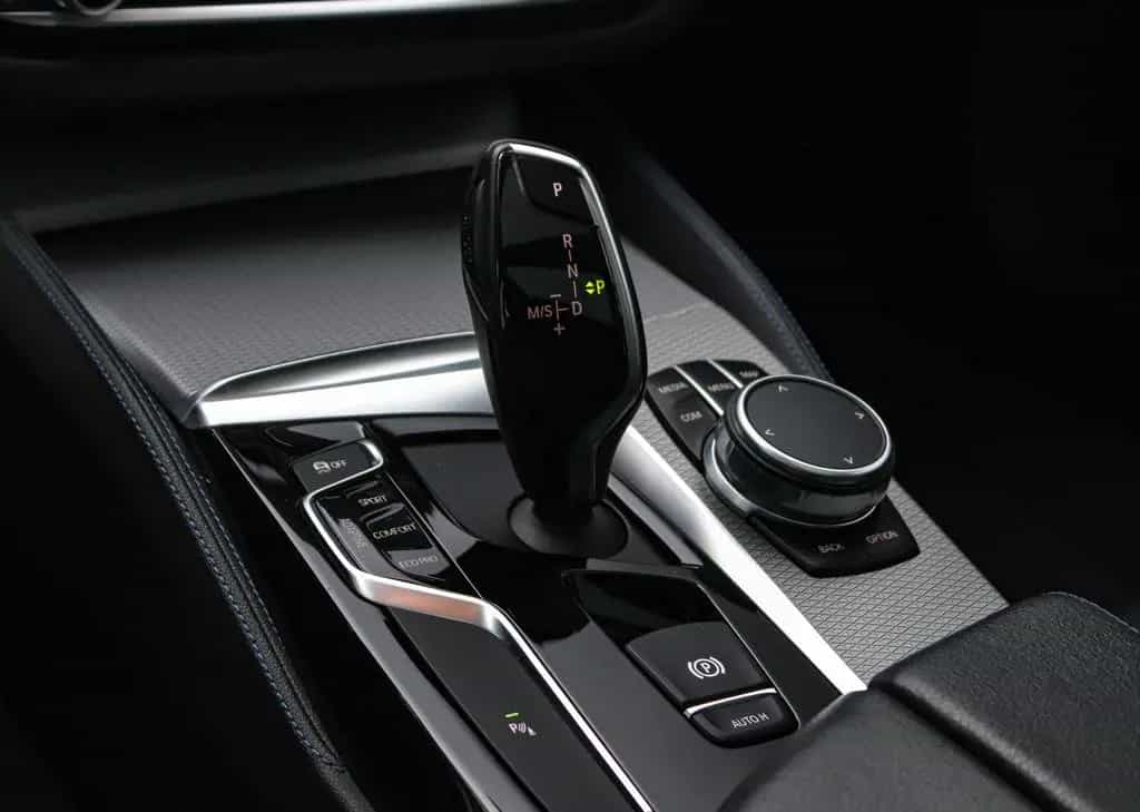 BMW 5 Series 540d xDrive M-PAKET*LEDER*LED*PANO*KAMERA*AHK* 04/2018-photo-18