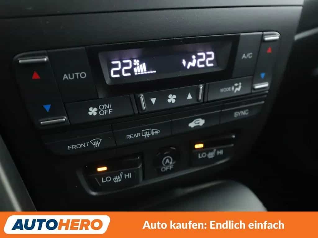 Honda Civic 1.6 DTEC Elegance*NAVI*TEMPO*CAM*SHZ*AHK* 10/2017-photo-23