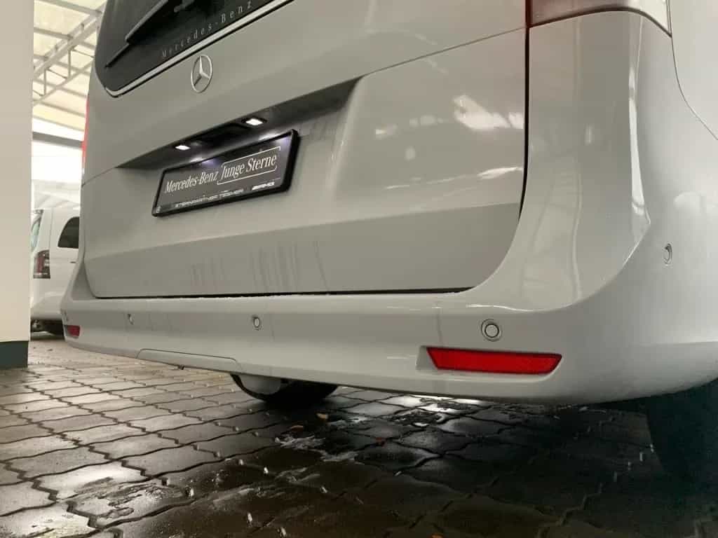Mercedes-Benz V-Class 300 01/2025-photo-11