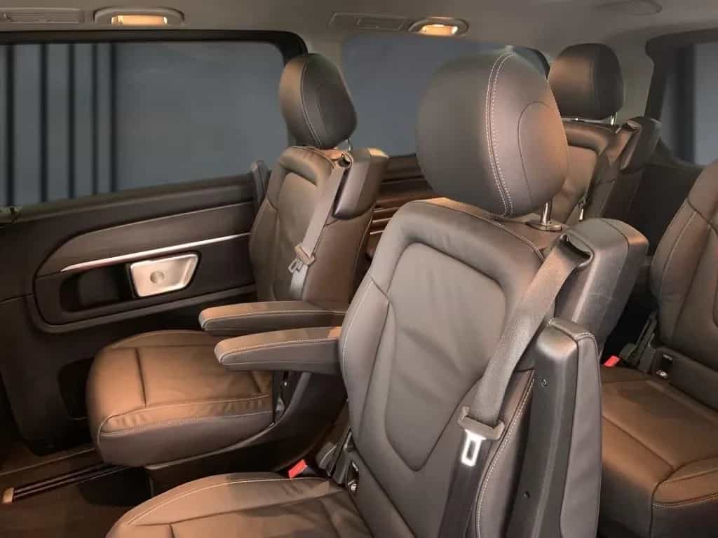 Mercedes-Benz V-Class 300 01/2025-photo-13