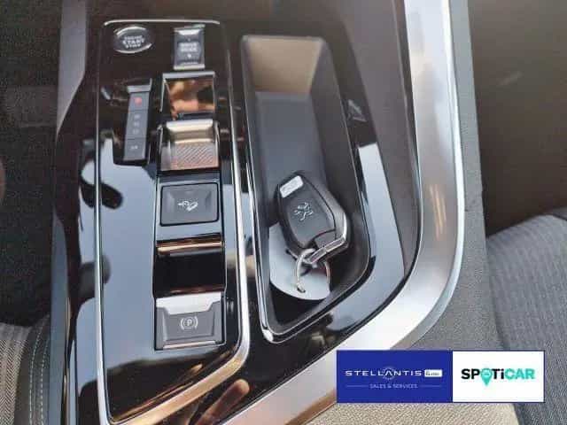 Peugeot 3008 Allure Pack PureTech 130 3008 1.2 PureTech 10/2023-photo-18
