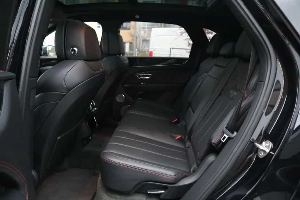 Bentley Bentayga V8 First Edition *NAIM*Blackline* 08/2020-photo-14