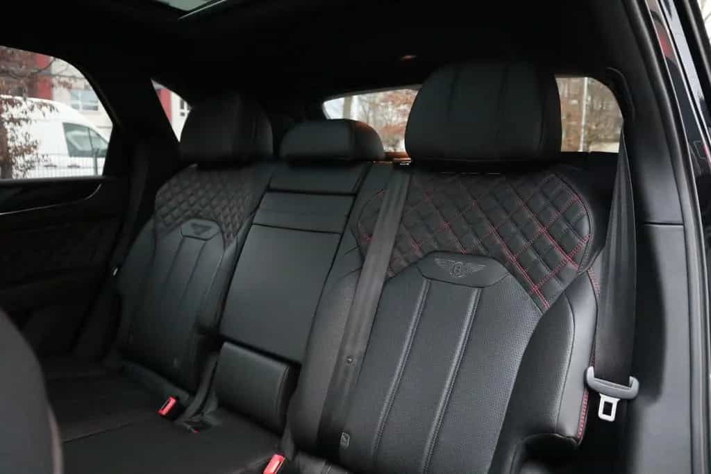 Bentley Bentayga V8 First Edition *NAIM*Blackline* 08/2020-photo-16