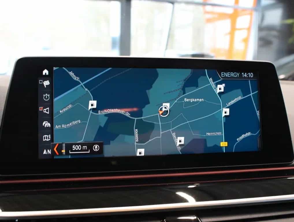 BMW M550 xDrive Kamera*Standhzg.*LED*H&K*Keyless 07/2018-photo-20