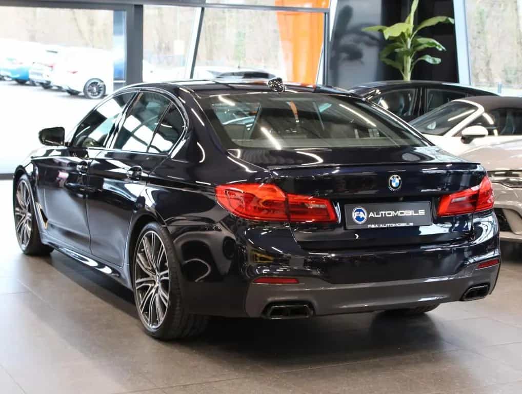 BMW M550 xDrive Kamera*Standhzg.*LED*H&K*Keyless 07/2018-photo-3