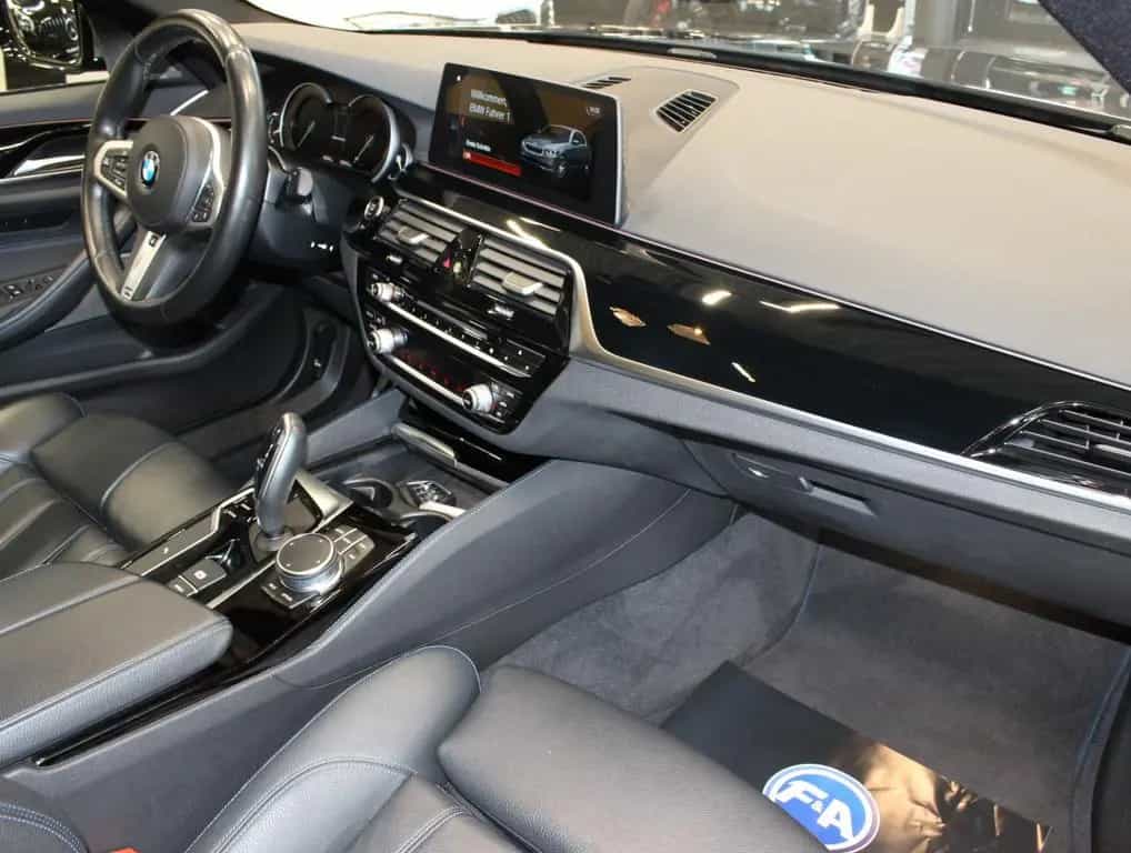 BMW M550 xDrive Kamera*Standhzg.*LED*H&K*Keyless 07/2018-photo-9