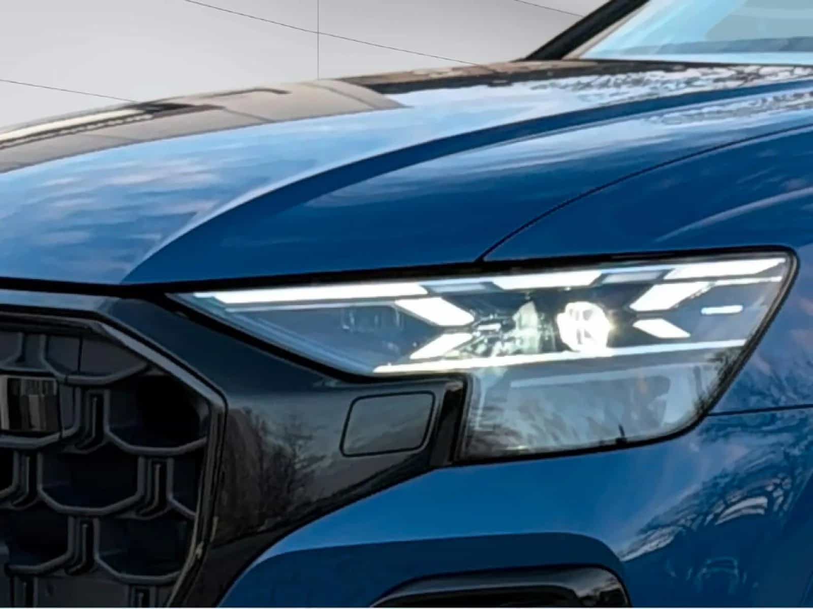 Audi Q8 01/2025-photo-4