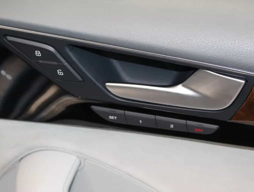 Audi A8 4.0 TFSI tiptronic quattro*1.Hand Matrix-LED 07/2014-photo-10