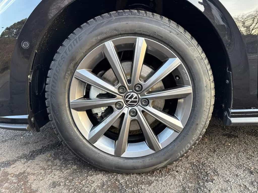 Volkswagen Polo R-Line 1.0 TSI DSG, PANO, RFK 11/2025-photo-6