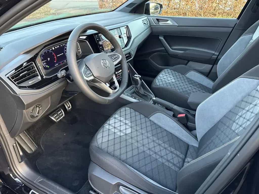 Volkswagen Polo R-Line 1.0 TSI DSG, PANO, RFK 11/2025-photo-7