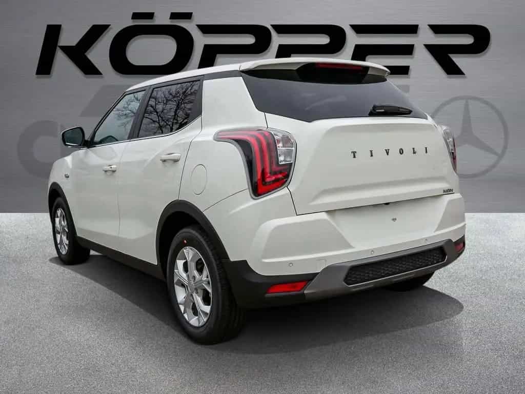 KGM Tivoli Nomad Exclusive White Edition Navi null-photo-1