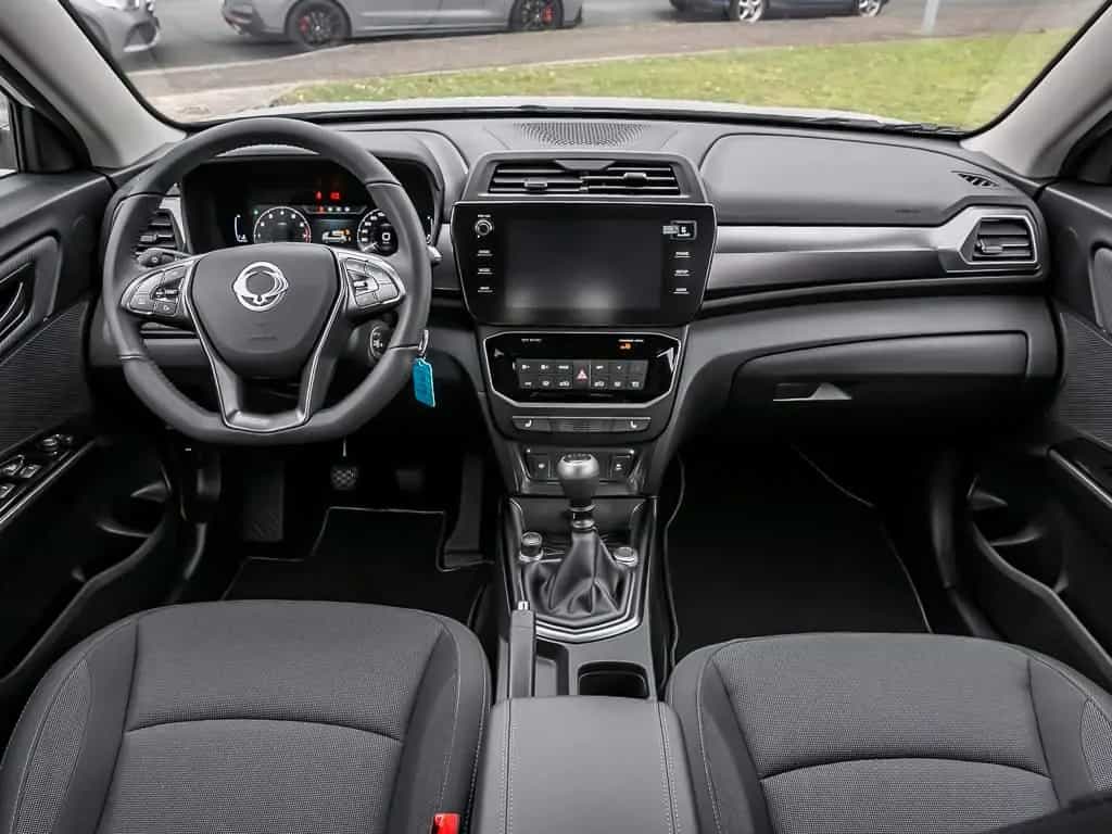 KGM Tivoli Nomad Exclusive White Edition Navi null-photo-6