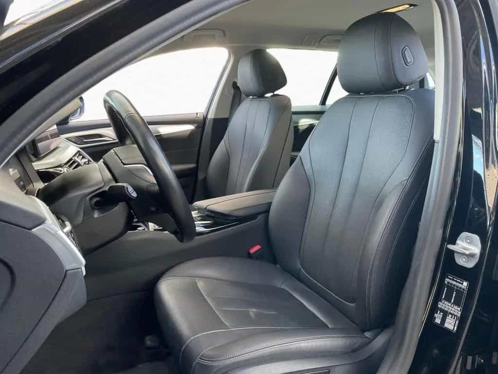BMW 5 Series 520d Touring Aut. LiCoPro St&Go RFK CarPlay SHZ 08/2022-photo-11