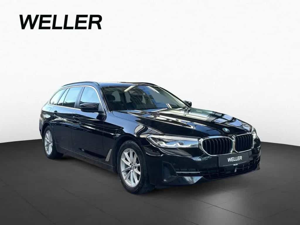 BMW 5 Series 520d Touring Aut. LiCoPro St&Go RFK CarPlay SHZ 08/2022-photo-3