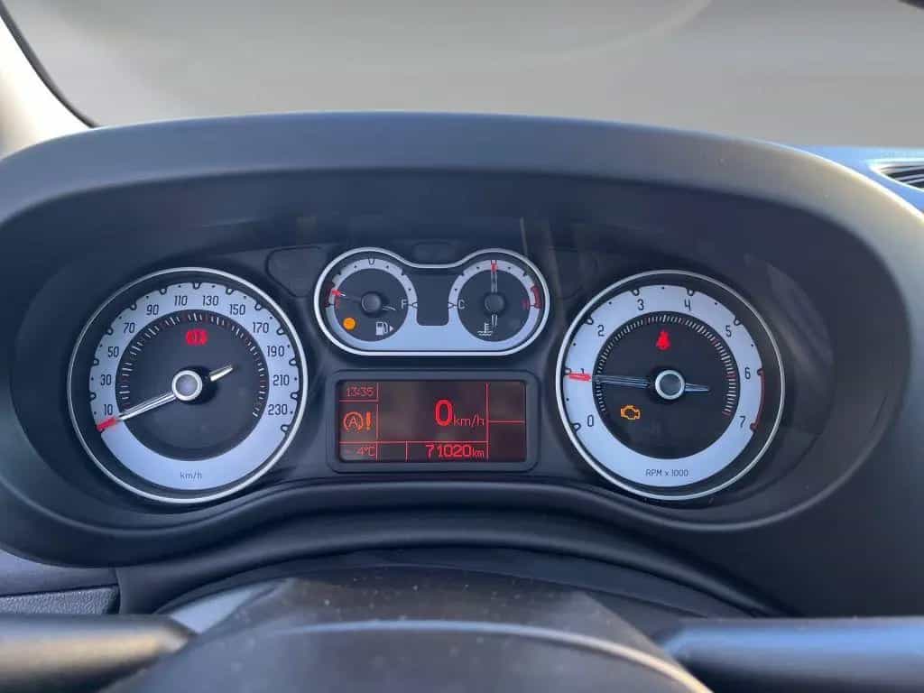 Fiat 500L Urban 0.9 TwinAir Lounge GEWERBE! 08/2017-photo-11