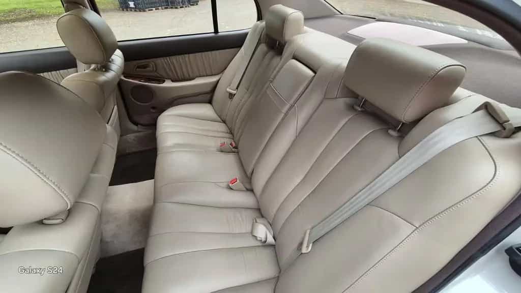 Lexus GS 300 3.0i Auto - 04/1993-photo-10