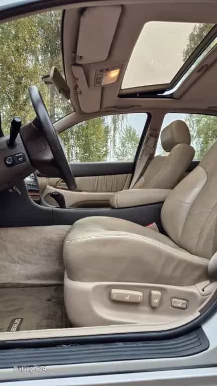 Lexus GS 300 3.0i Auto - 04/1993-photo-14