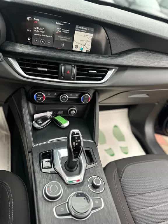 Alfa Romeo Stelvio 2.2 Turbodiesel 160 CV AT8 RW 10/2020-photo-14