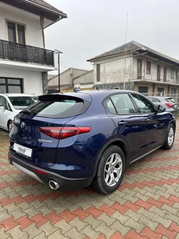 Alfa Romeo Stelvio 2.2 Turbodiesel 160 CV AT8 RW 10/2020-photo-3