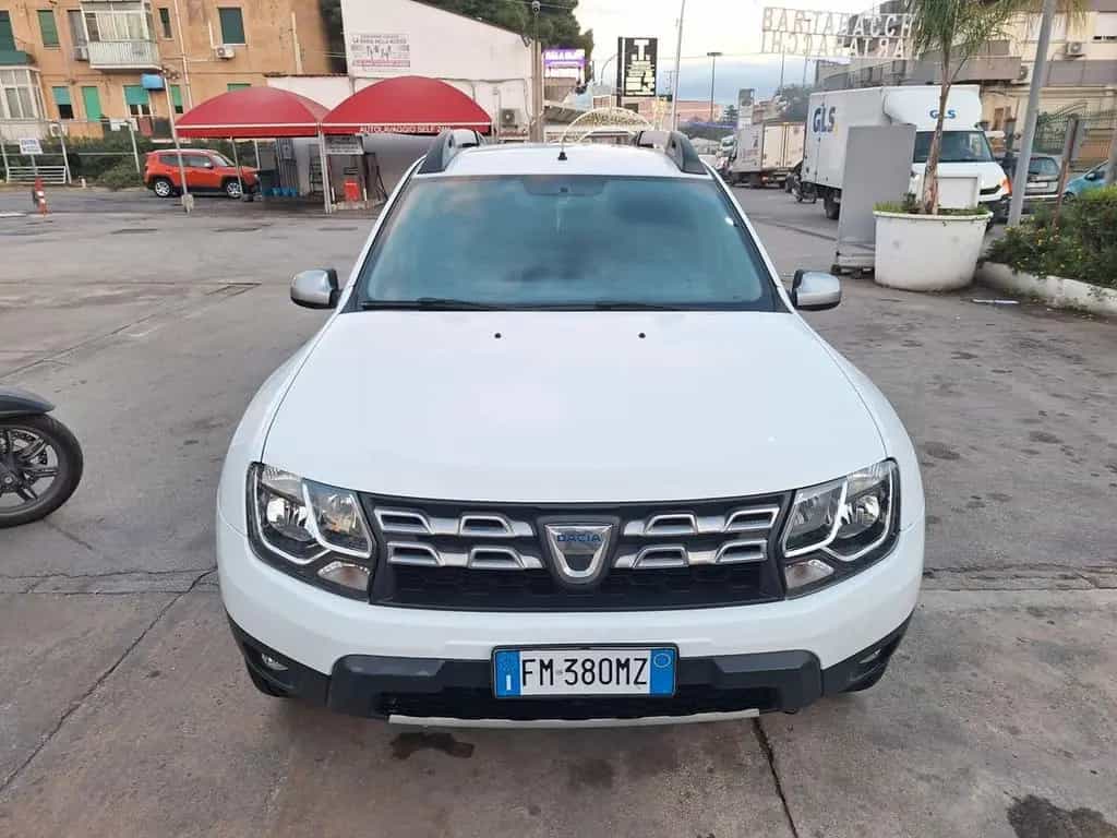 Dacia Duster 1.5 dCi 110CV Start&Stop 4x2 Lauréa 04/2018-photo-0