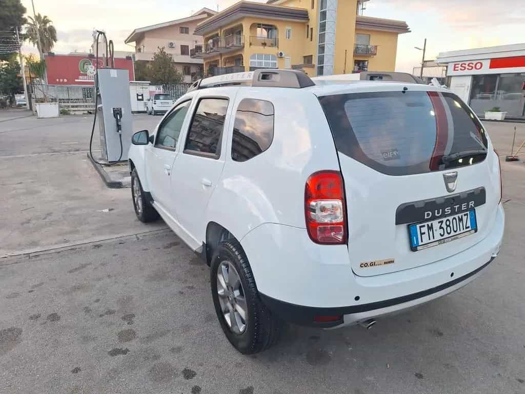 Dacia Duster 1.5 dCi 110CV Start&Stop 4x2 Lauréa 04/2018-photo-1