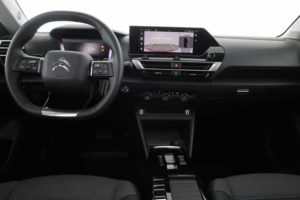Citroën C4 PureTech 130 Aut. LED ACC Navi Pano 360° 06/2024-photo-9