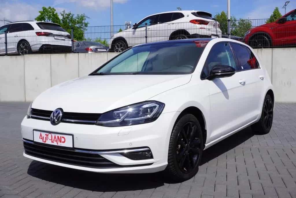 Volkswagen Golf VII 1.0 TSI LED Navi Schiebedach Kamera AHK 05/2017-photo-1