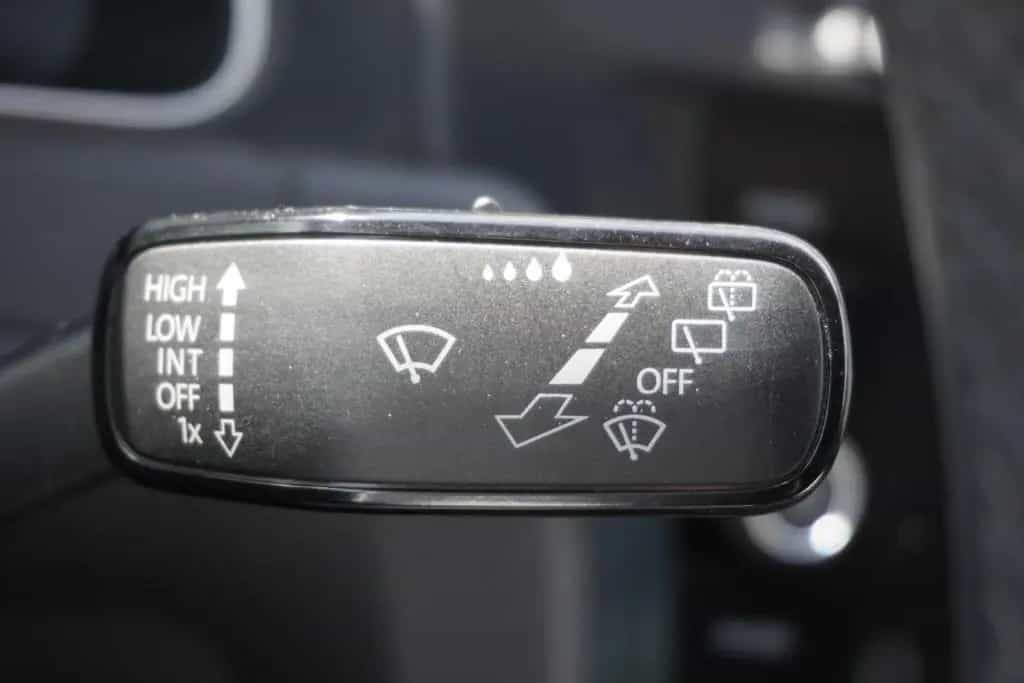 Volkswagen Golf VII 1.0 TSI LED Navi Schiebedach Kamera AHK 05/2017-photo-20