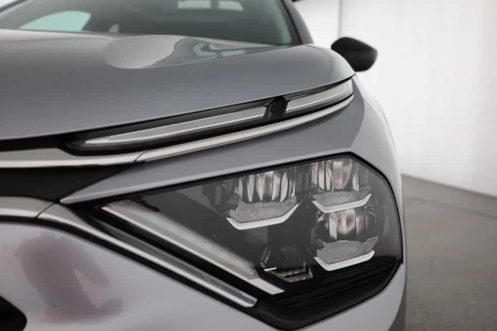 Citroën C4 PureTech 130 LED Navi Pano 360° 05/2024-photo-28