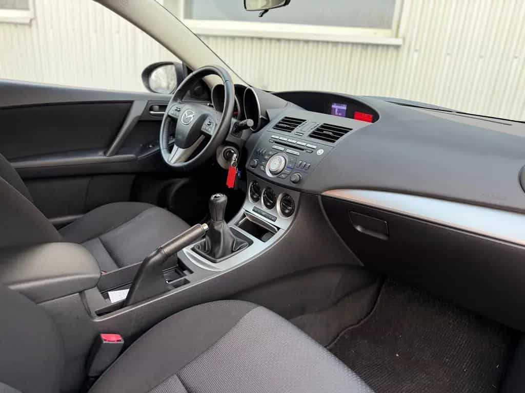 Mazda 3 Lim. Center-Line Klima / HU Neu 07/2009-photo-12