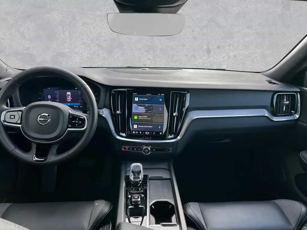 Volvo V60 Cross Country B4 AWD Diesel Plus Bright Sitz 11/2023-photo-3