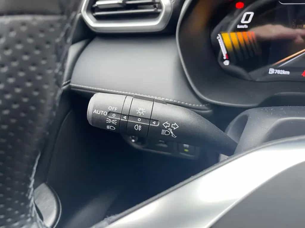 MG ZS 1.5 Comfort *360°*5 Gang Schalter*Bi-LED* 04/2025-photo-18